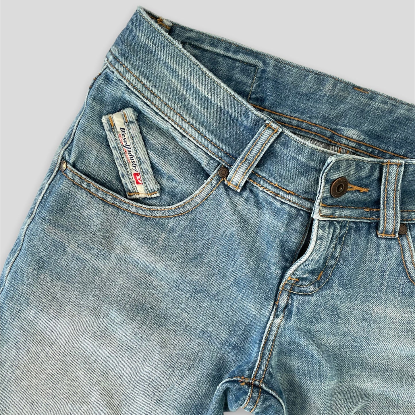 Diesel Low Rise Jeans - W27