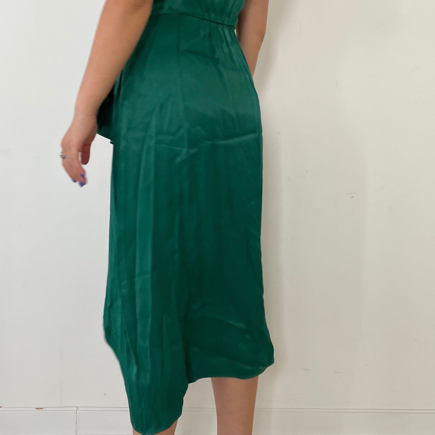 BNWT Anthropologie Green Satin Midi Dress - Zoehify 