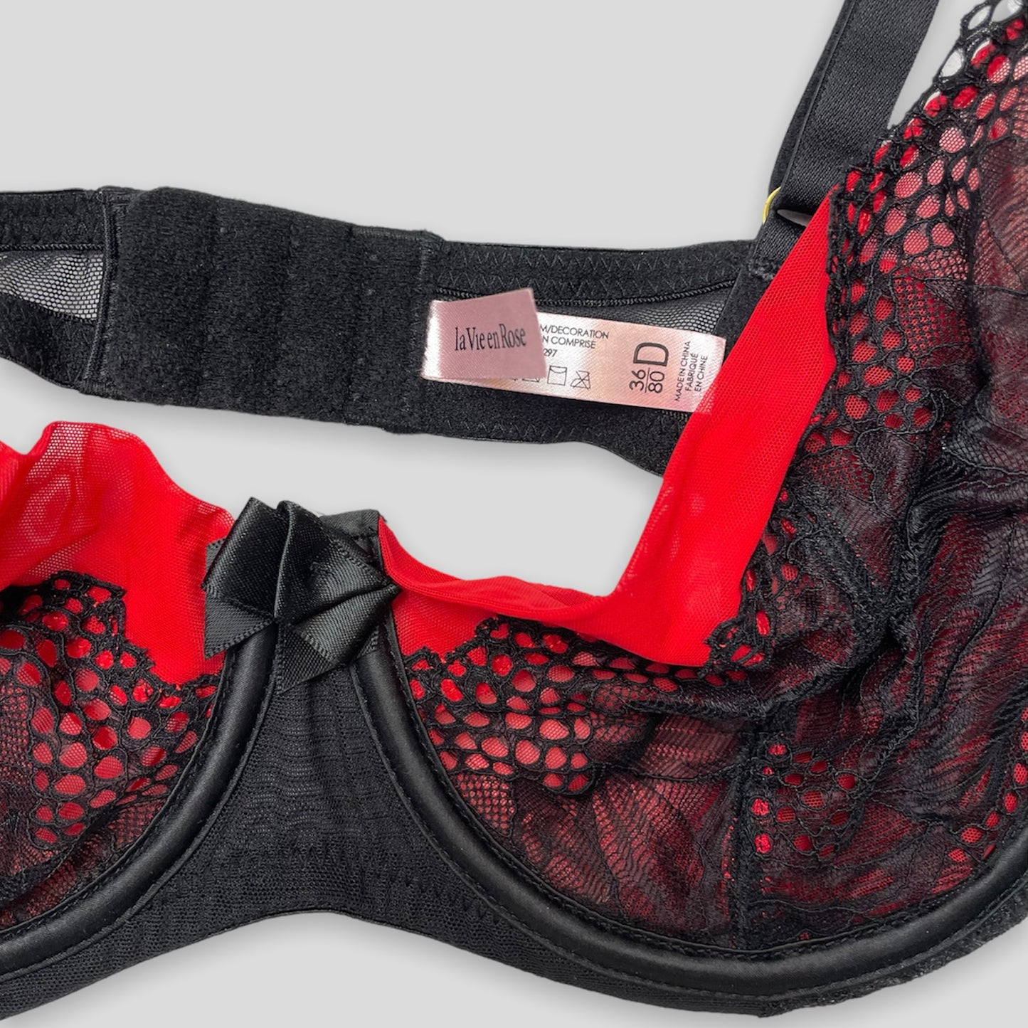 Black and Red Balconette Bra - Zoehify 