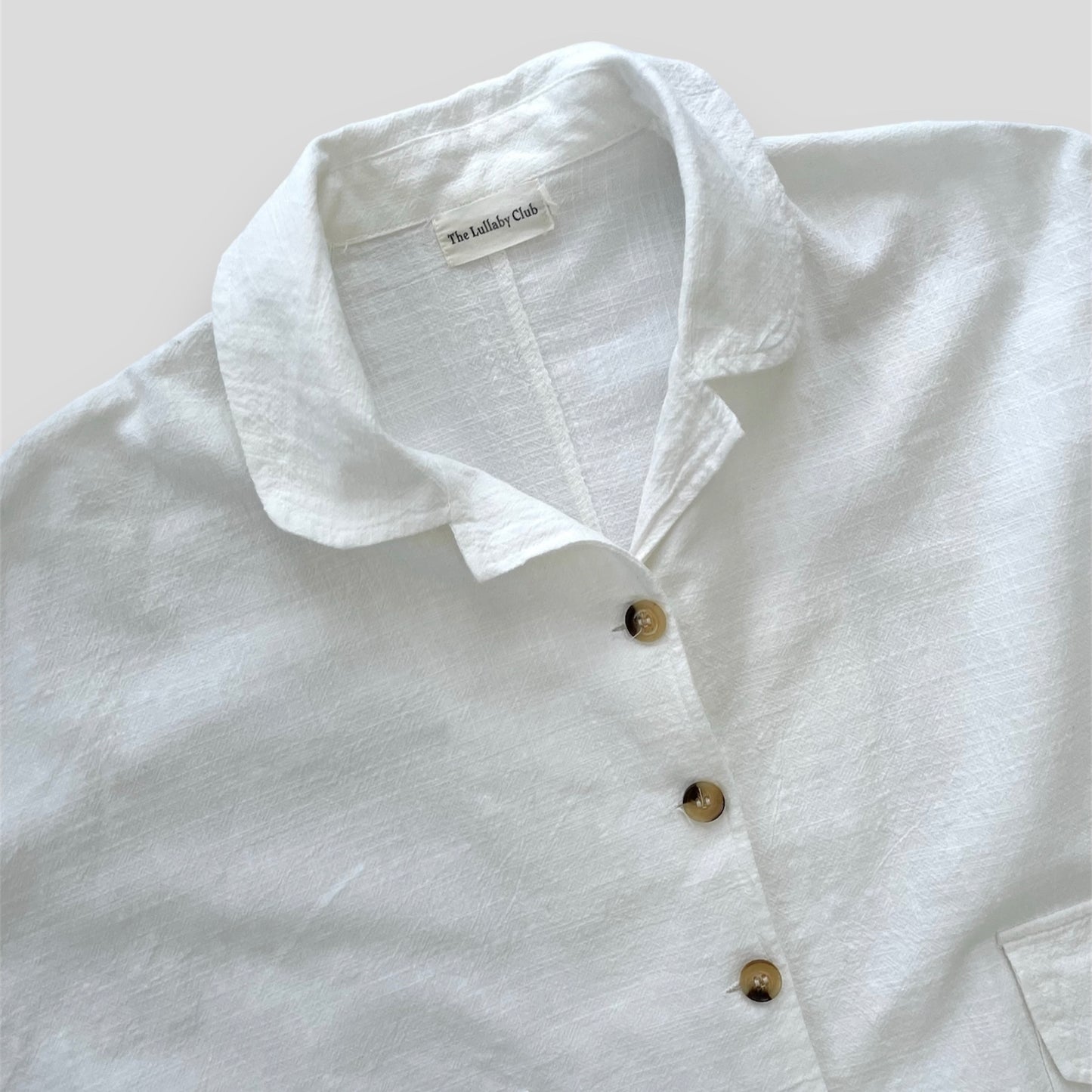 The Lullaby Club White Lounge Linen Shirt - Small/Medium