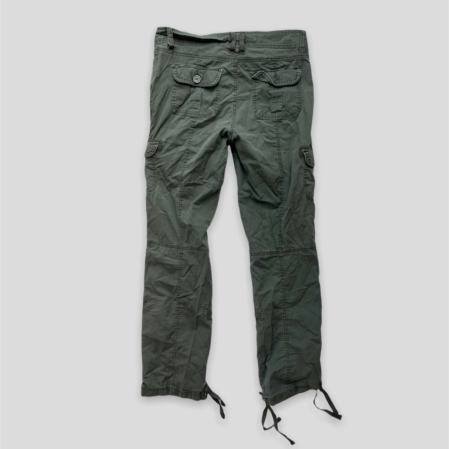 Army Green Mid-Rise Straight Leg Cargo Pants - Medium