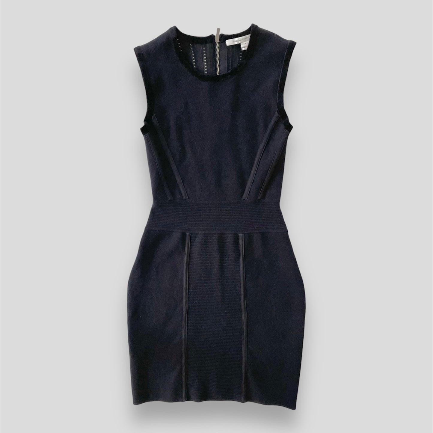 Diane Von Furstenberg Navy Knit Sleeveless Dress - Small