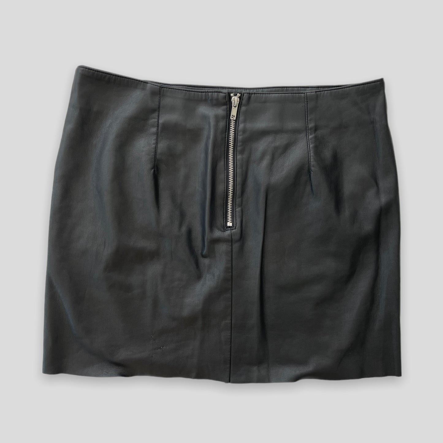 H&M Black Faux Leather Mini Skirt - Large